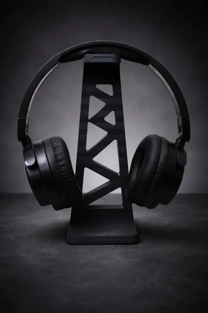 Headphone stand